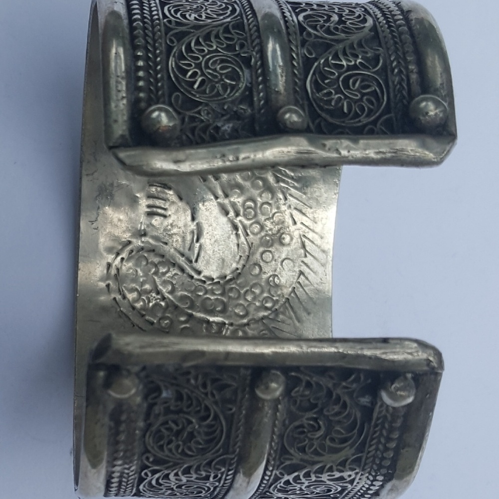 Bangle - Picture 2 of 4